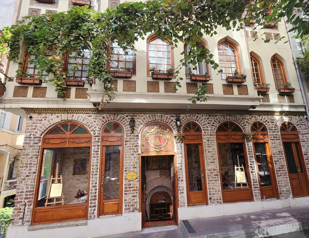 Ağa Hamamı Beyoğlu